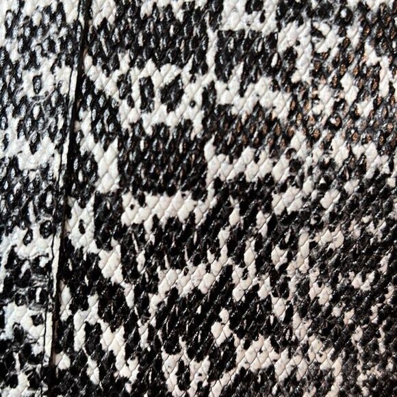 New Longchamp Leather Knee High Boots In Black/White - Picture 12 of 14